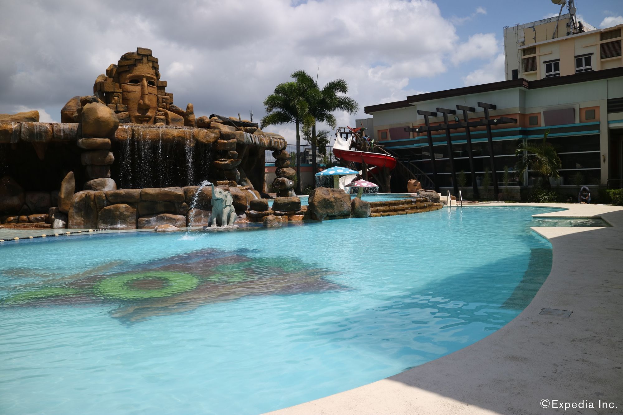 Mo2 Westown Hotel Iloilo Bagian luar foto