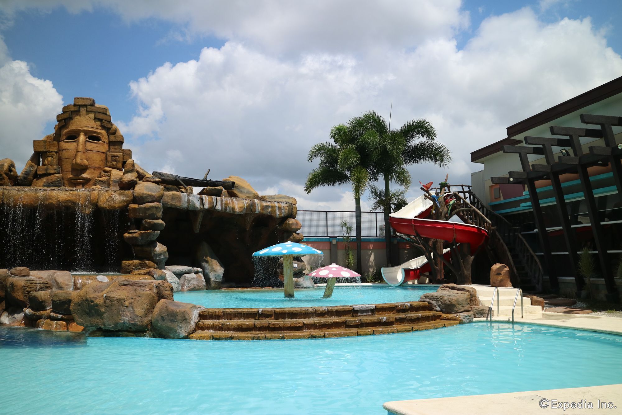 Mo2 Westown Hotel Iloilo Bagian luar foto